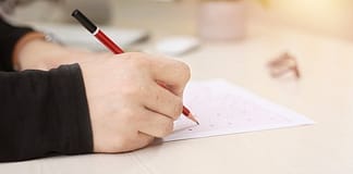 Θέματα 2023 – Νεοελληνική Γλώσσα & Λογοτεχνία – Ημερήσιο Λύκειο – Εσπερινό Λύκειο(Επαναληπτικά)